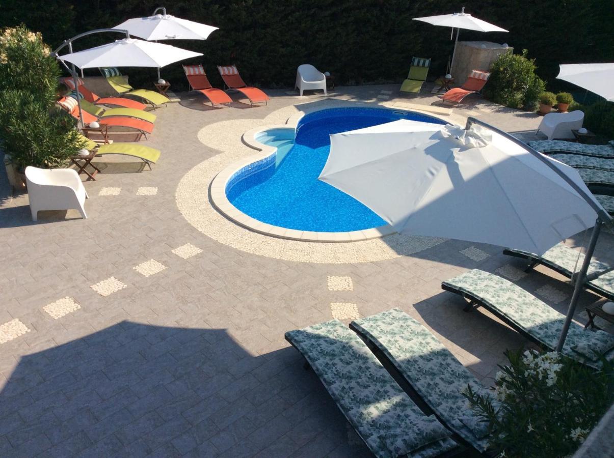 Elicriso Resort Rasopasno Exterior foto